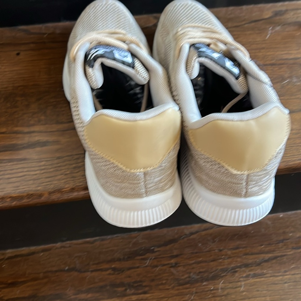 New inbox Conzuri tan sneakers! I paid $154.99. Ery nice! - Picture 6 of 7